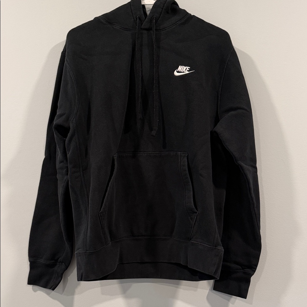 Nike Men's Classic Black Pullover Hoodie